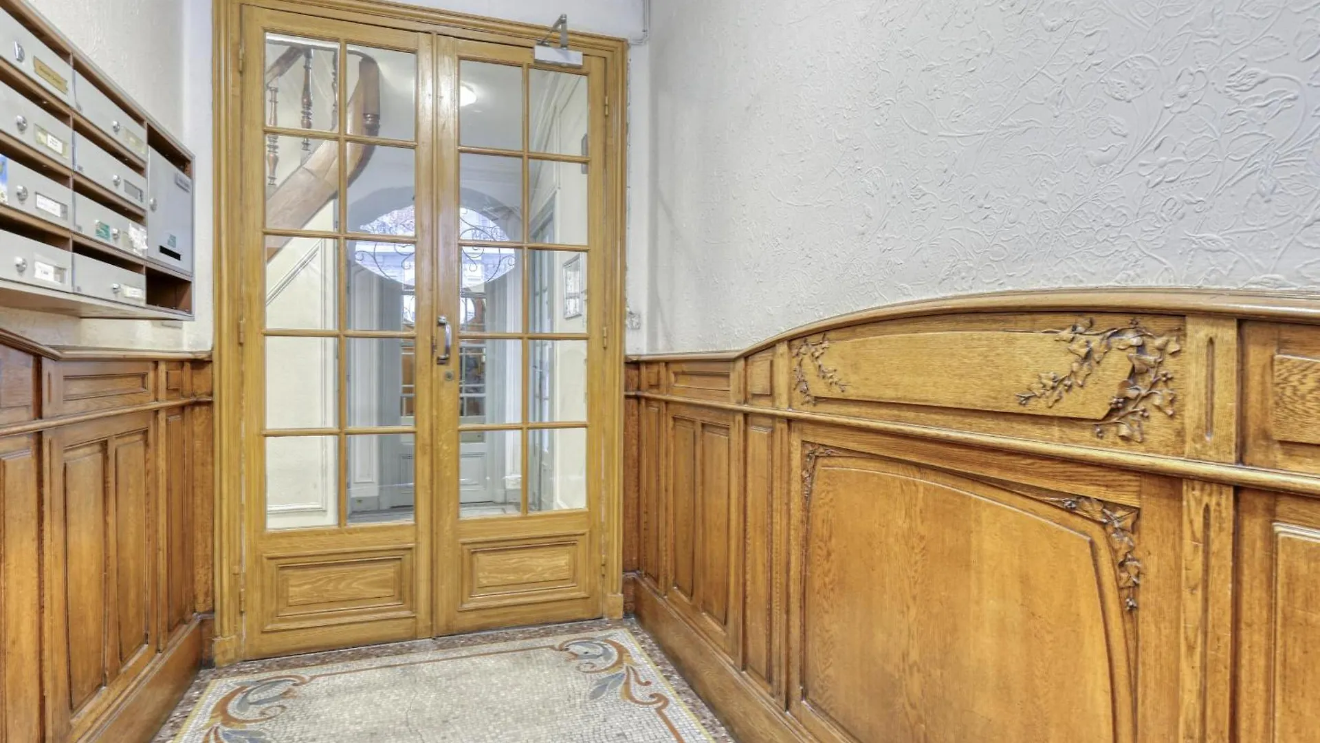 Lovely & Authentic Flat - Parc Des Expos - 15 Apartment *
